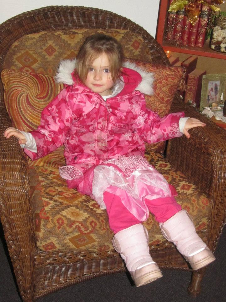 Copy of 283304_551877211493961_626208351_n