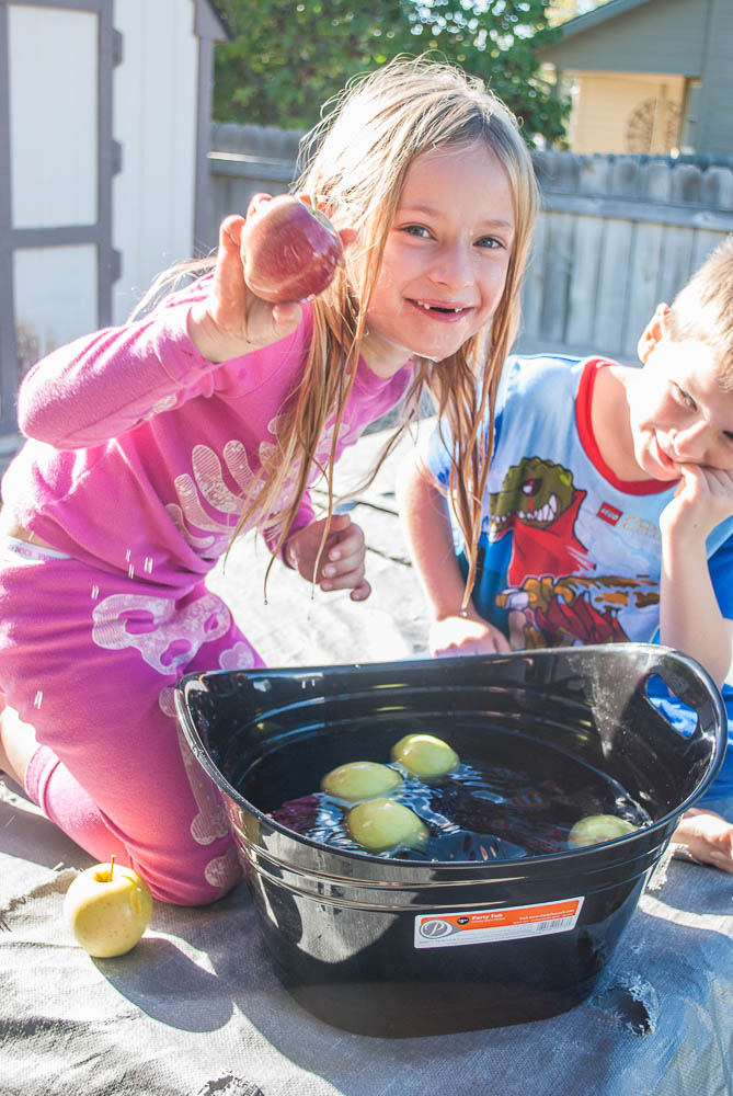 AppleBobbing-12