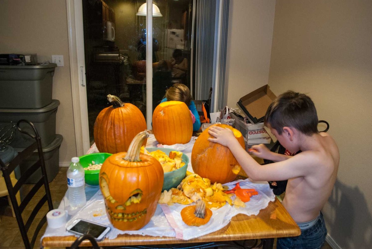 PumpkinCarving-2