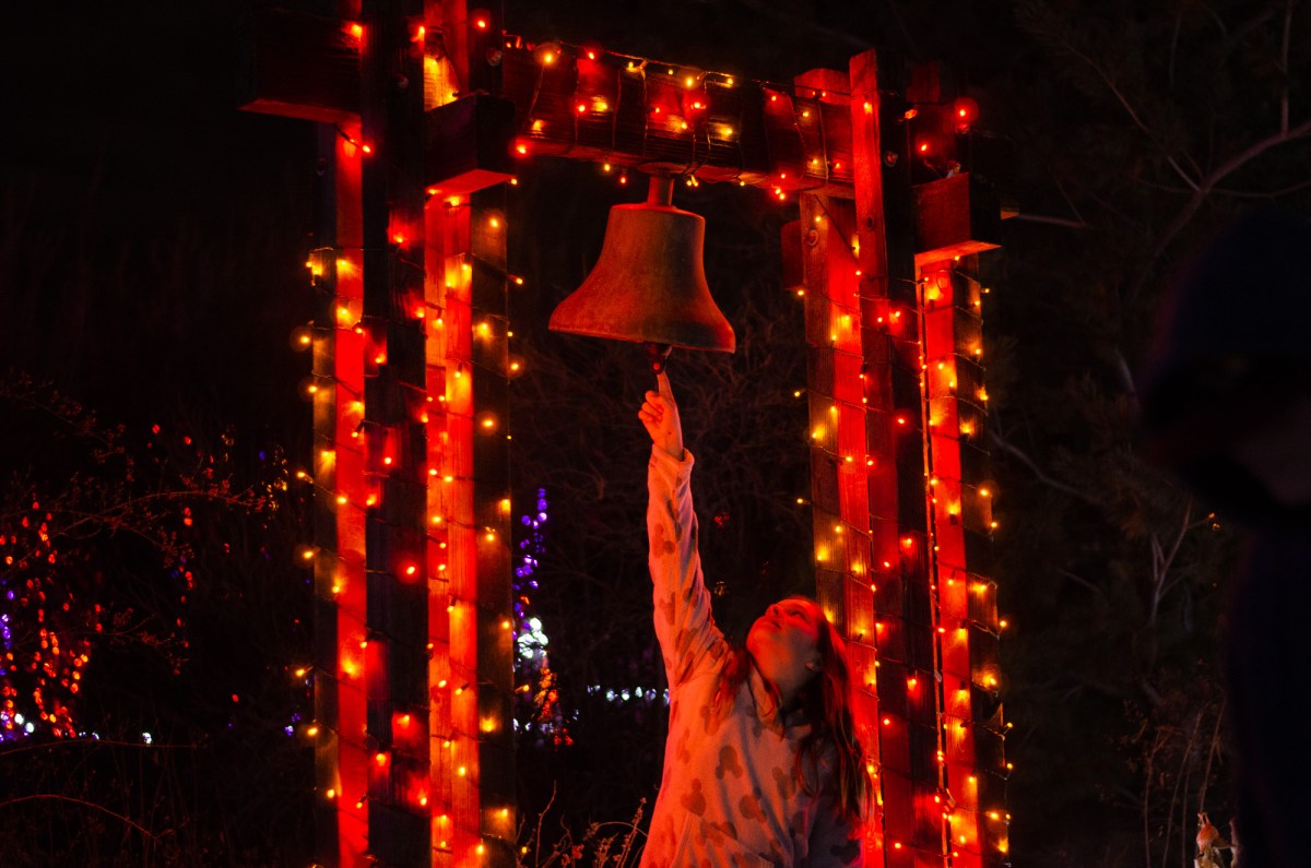 Botanical Gardens & Tubing-40